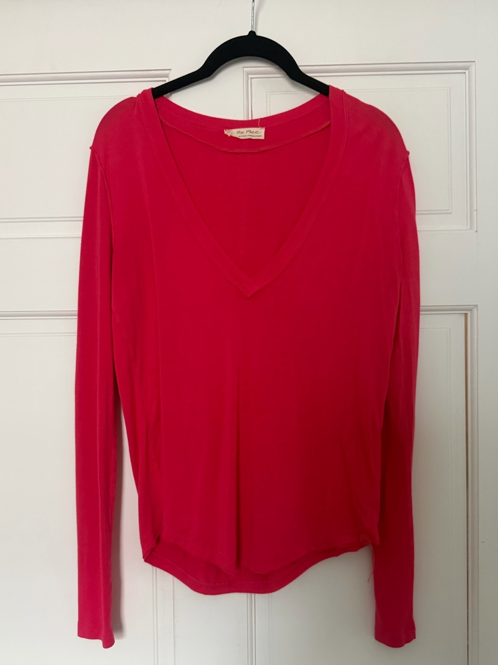 Free People|  We The Free | Hot Pink | Deep V-Neck Long Sleeve Tee Shirt | Small